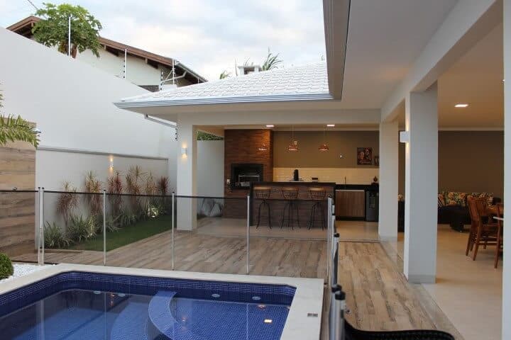 inspirações de área de lazer com piscina e churrasqueira