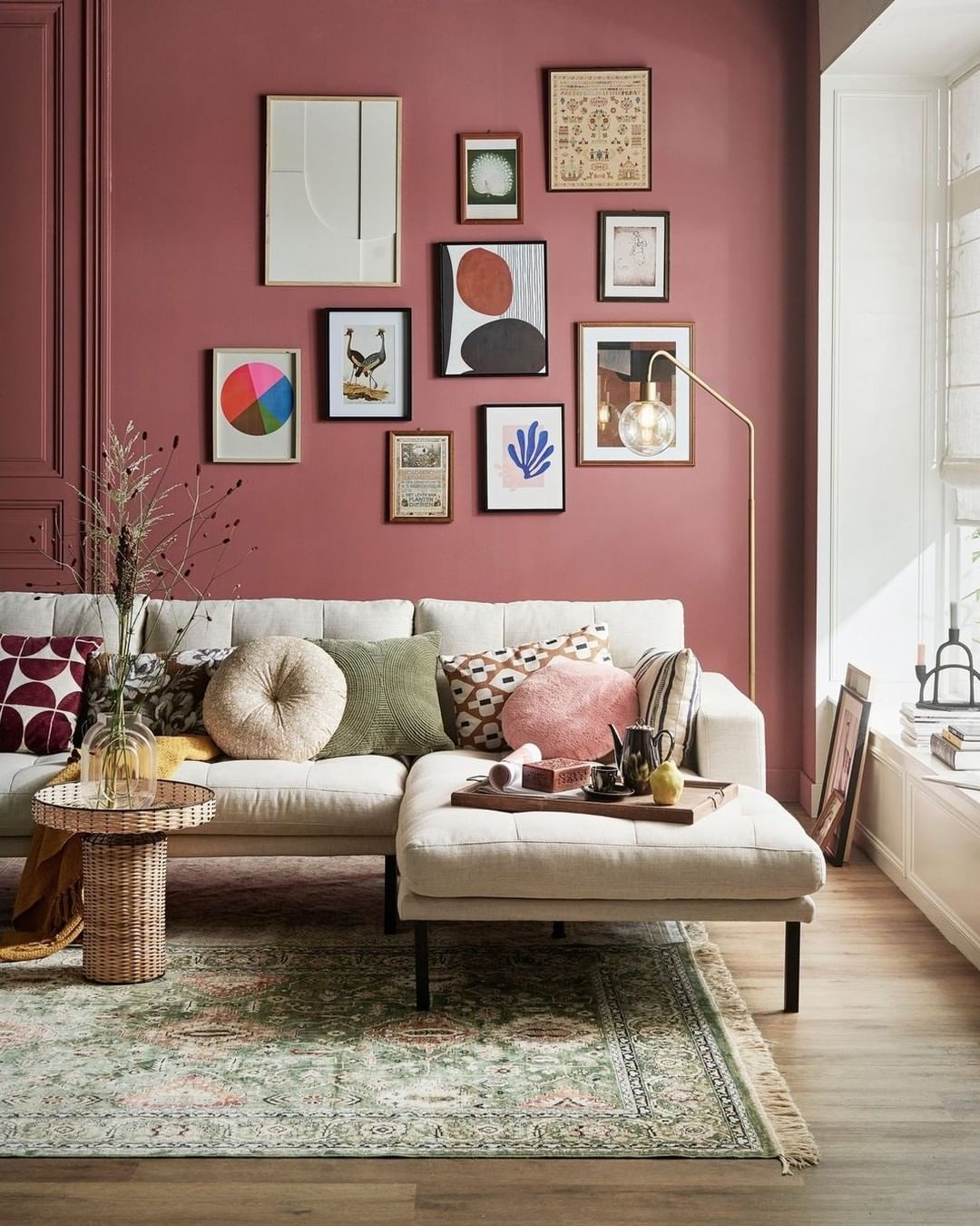 quadros decorativos de tela vs. quadros emoldurados