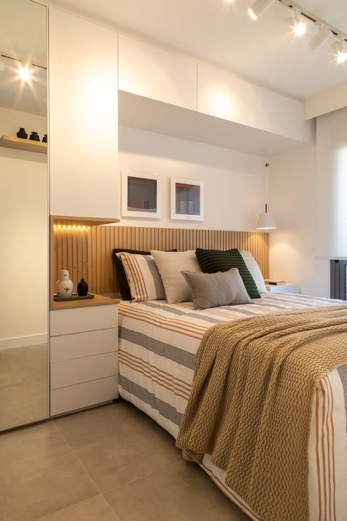 quarto casal planejado pequeno