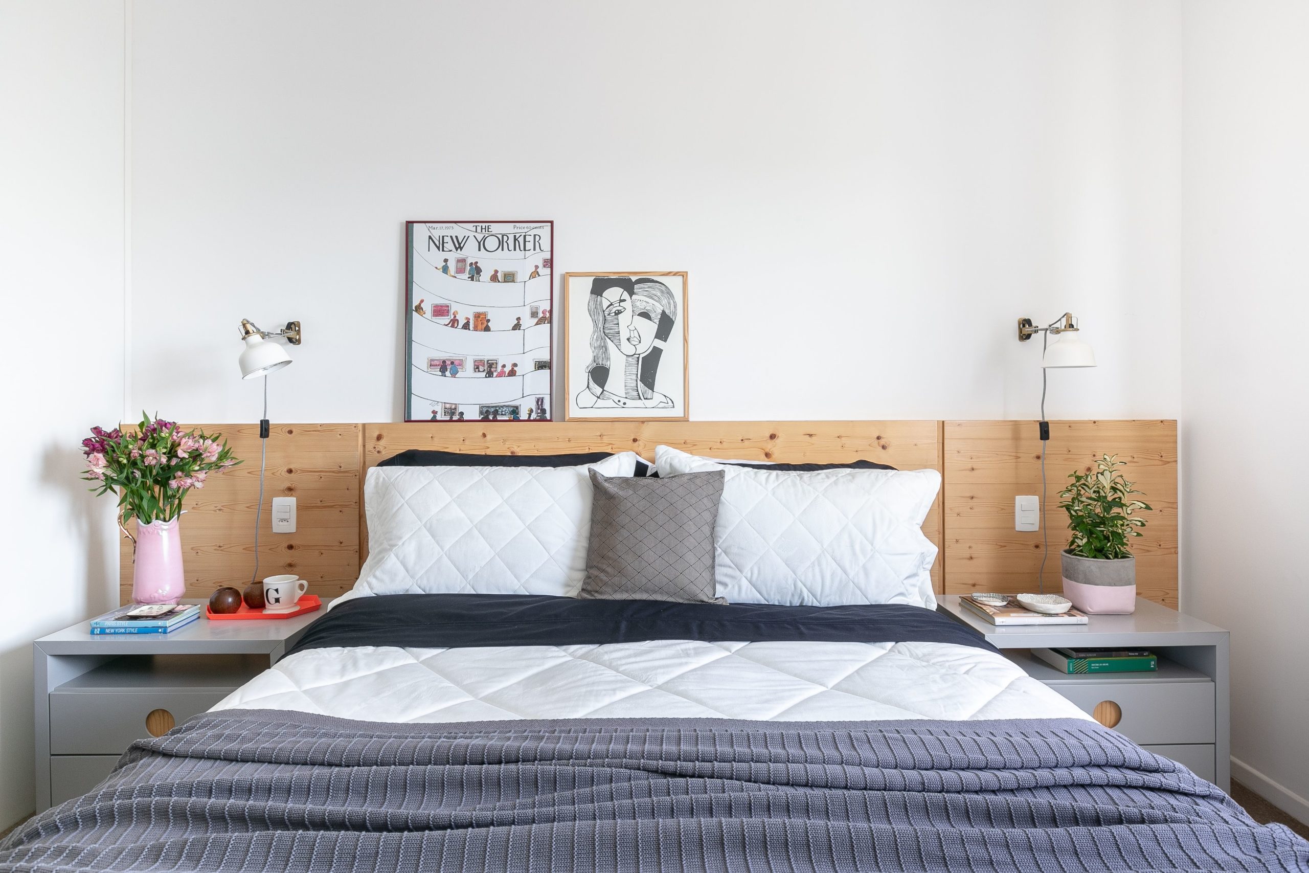 cabeceira de madeira com palhinha