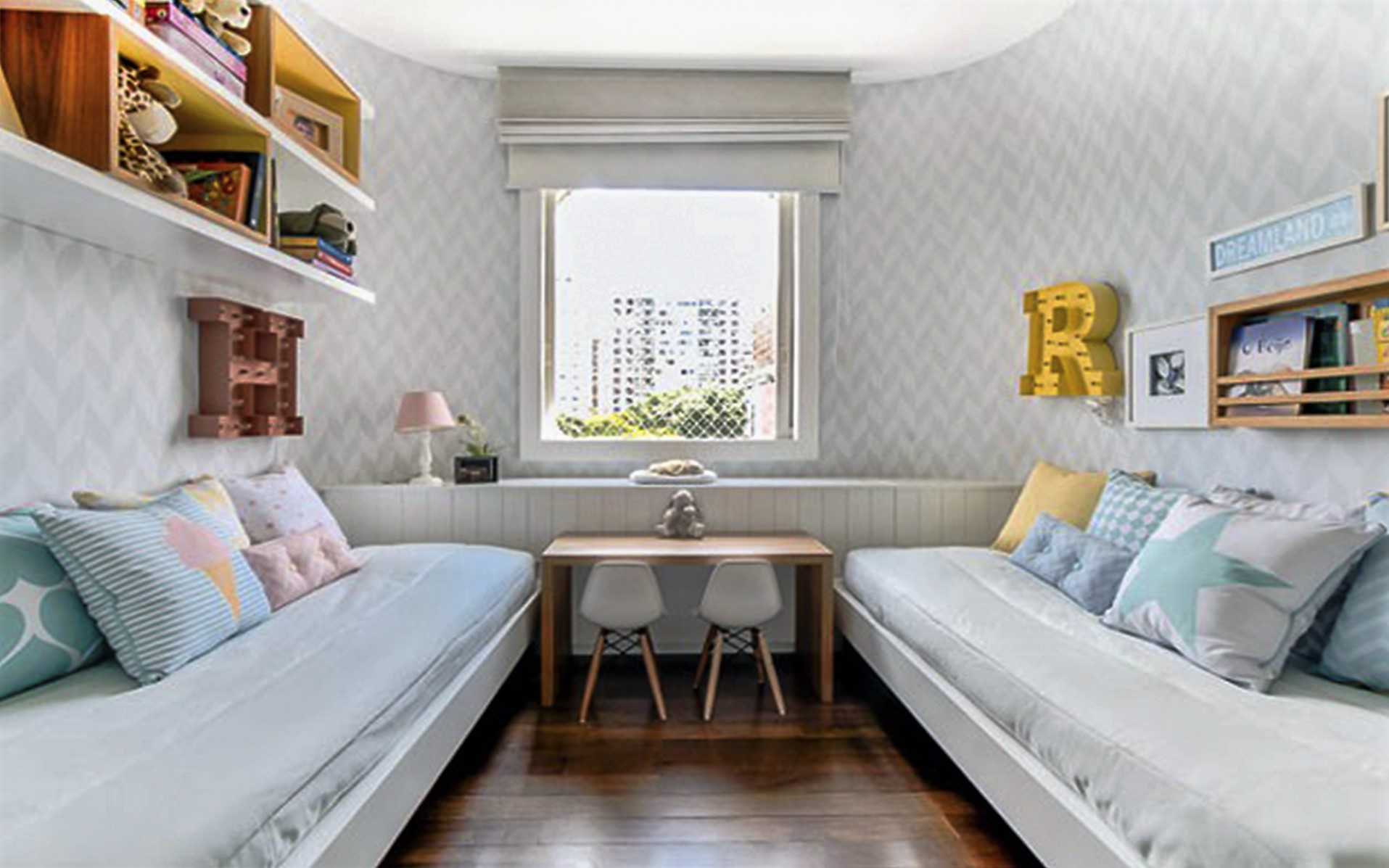 quarto compartilhado irmãos com tema