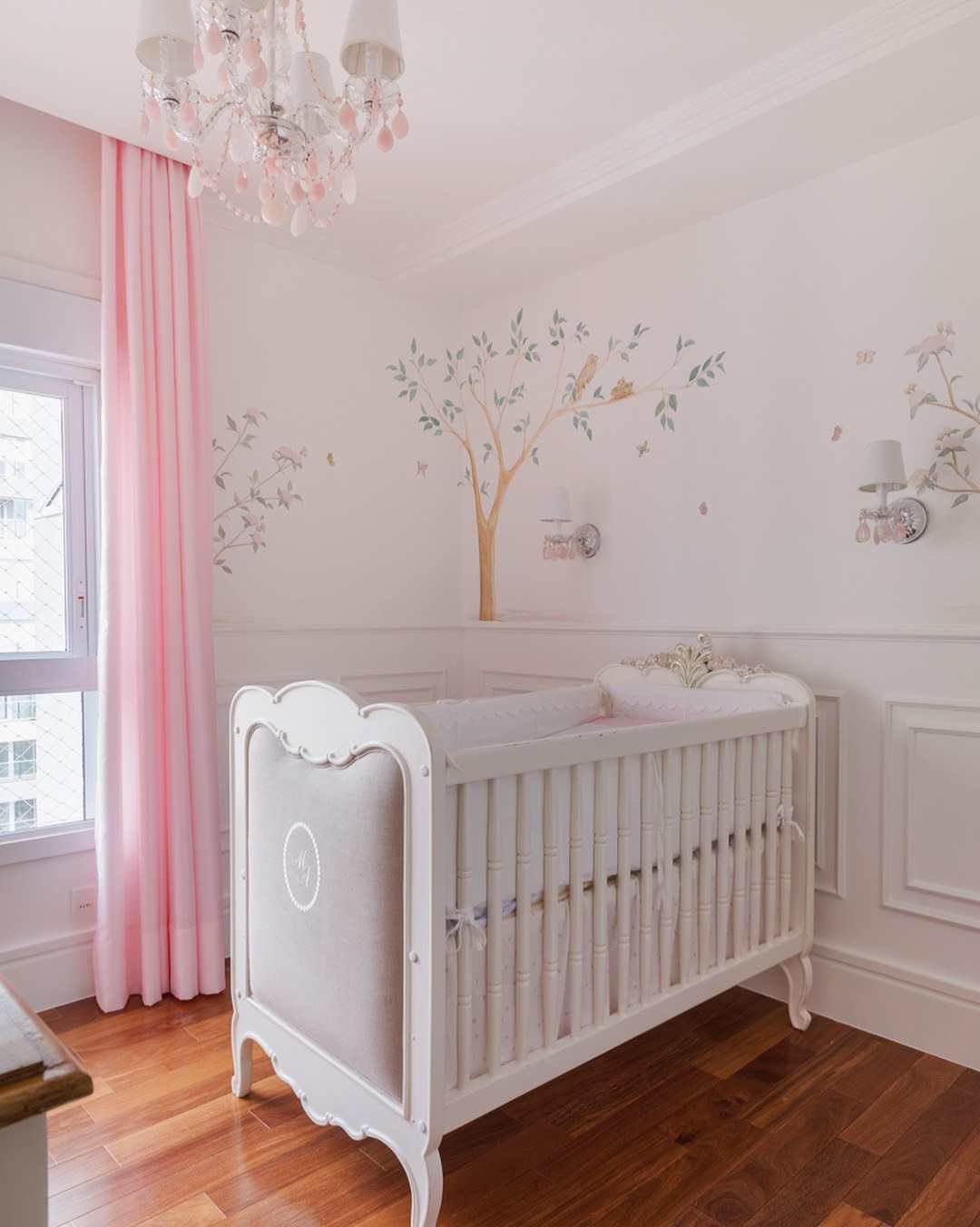 quarto de bebê feminino lilás