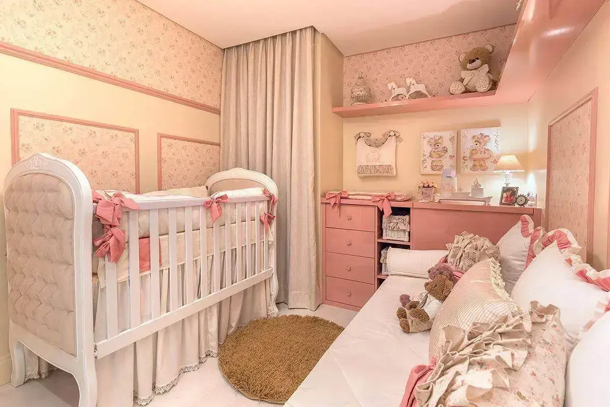 quarto de bebê feminino tons pastéis