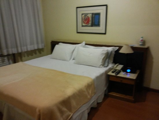 dimensões quarto 9m2