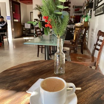 Cantinho do Café Perfeito: Dicas de Decoração e Otimização de Espaço