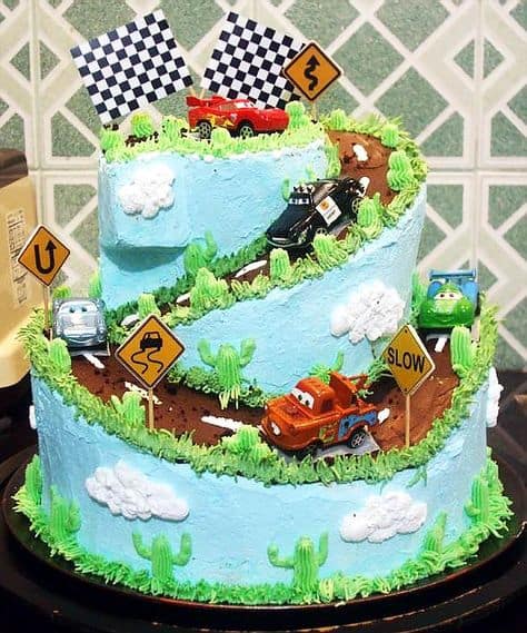 decoracao relampago mcqueen kit pronto vs fazer em casa