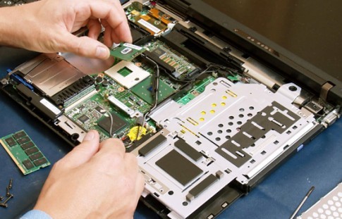 Vale a Pena Consertar a Placa-Mãe do Notebook Antigo? Guia Completo