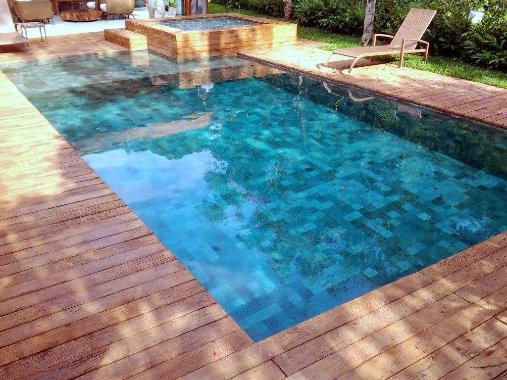 revestimento piscina pedra hijau