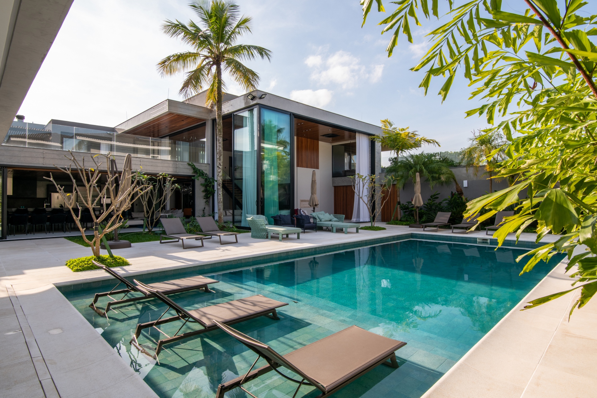 revestimento piscina azul marinho