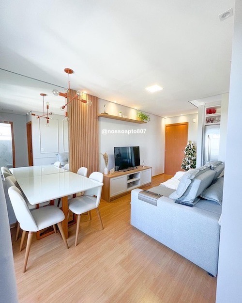 sala de estar e jantar integradas pequena