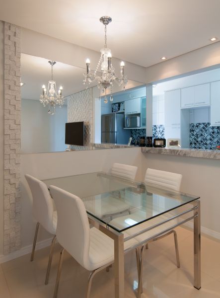 erros comuns ao decorar sala de jantar moderna