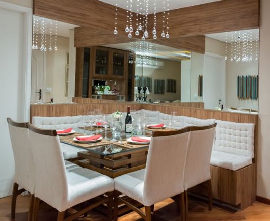 buffet com espelho sala de jantar