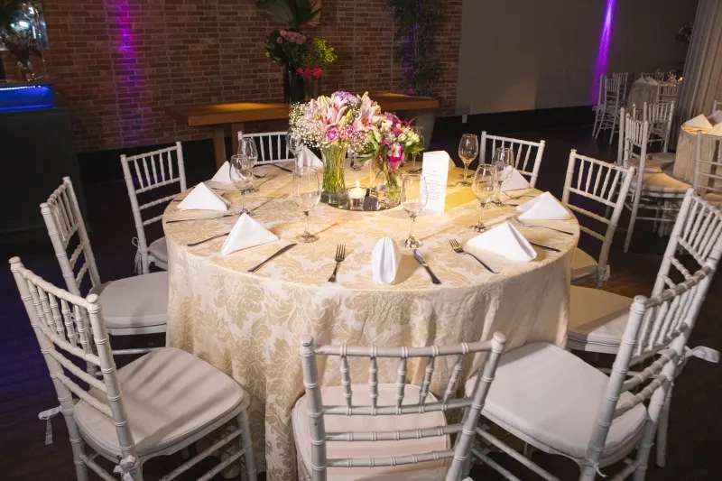 Guia de Cores para Casamentos em Salão: Tendências e Inspirações