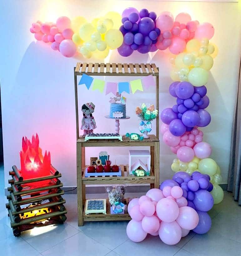 como economizar decoração festa junina rosa barata