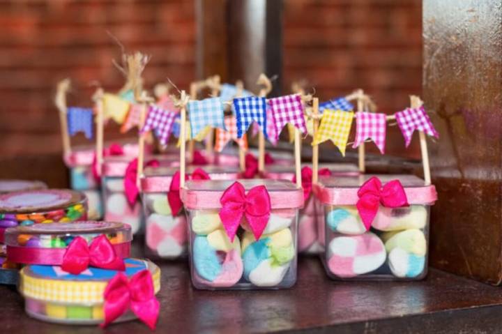 simples decoração festa junina rosa