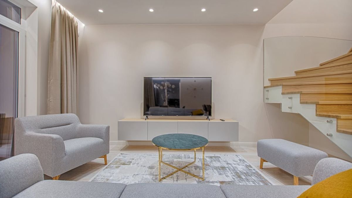 Tendências de móveis curvos: O conforto que sua sala precisa em 2025