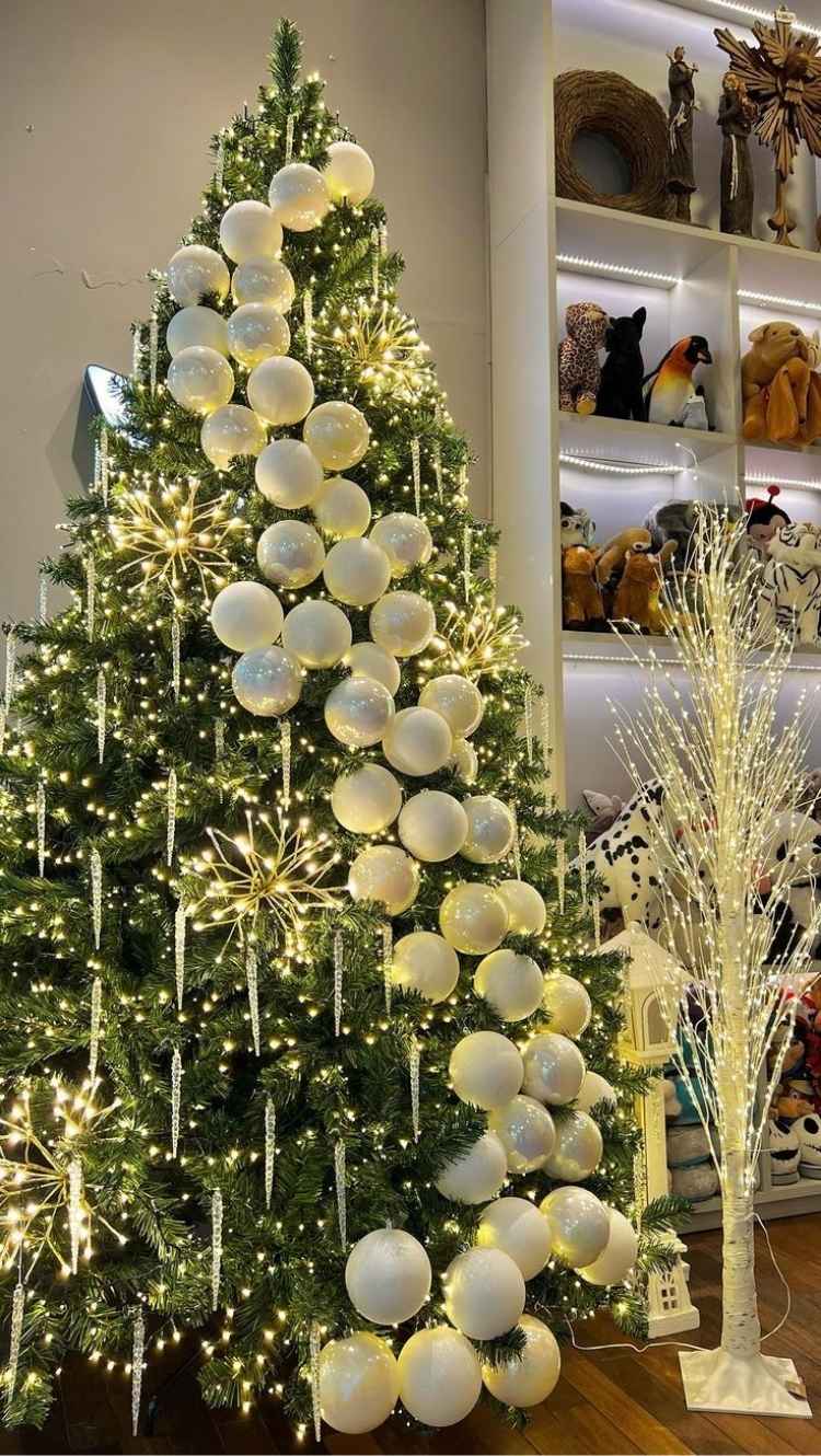 ideias criativas decoração arvore natal 2025