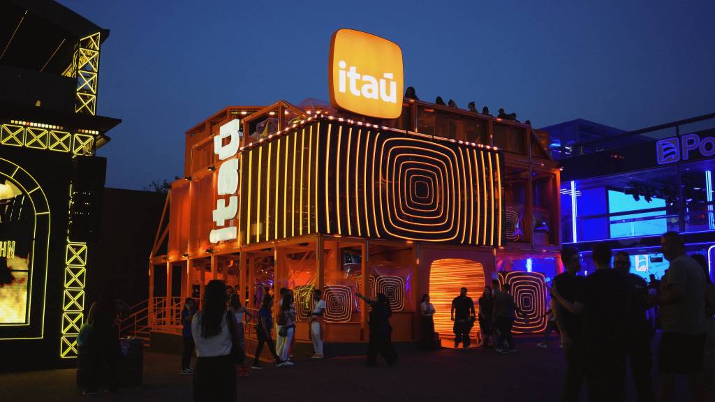 Itaú The Town