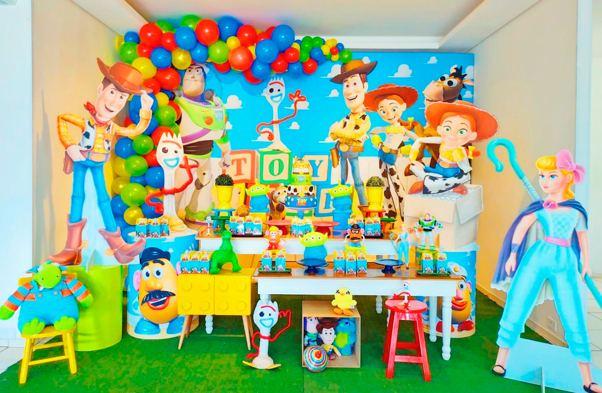 decoração toy story vs outros temas infantis qual escolher
