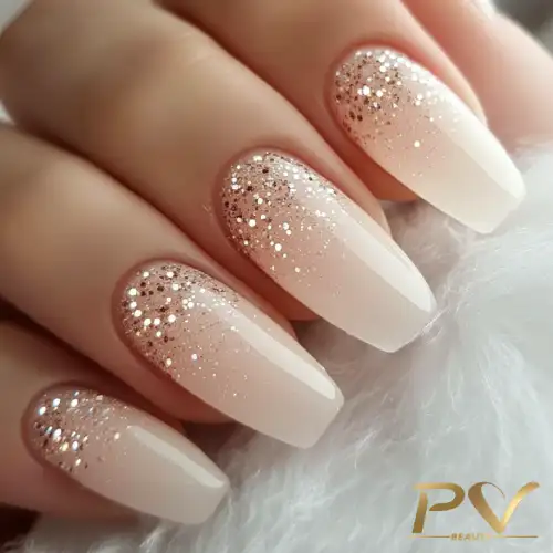 unha de gel coração vazado ou micro corações qual escolher