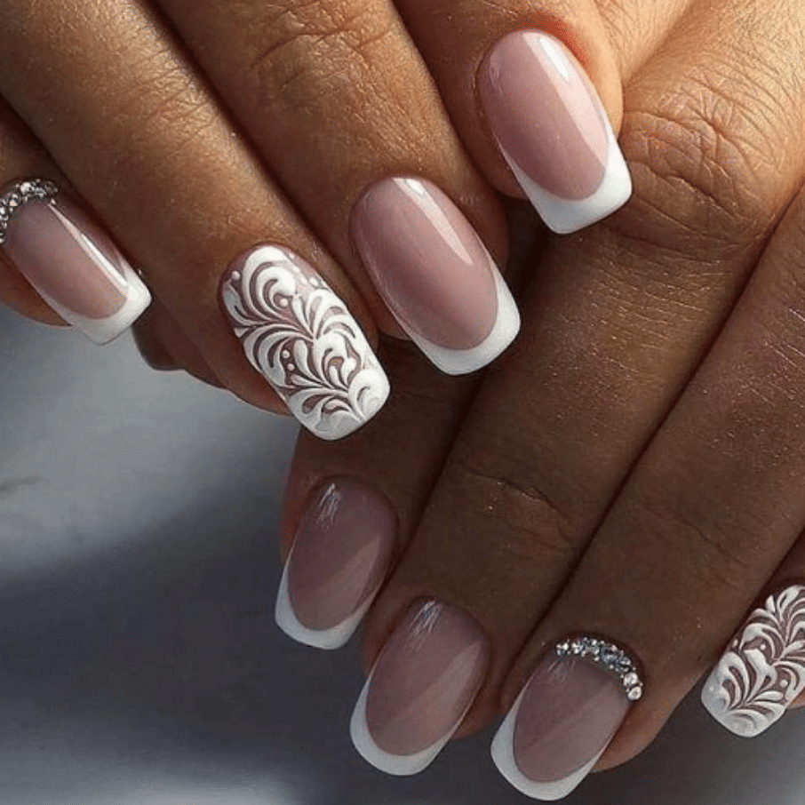 ideias de unhas em gel brancas decoradas