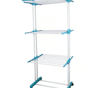 Varal de chão vertical: A solução para otimizar espaço na lavanderia