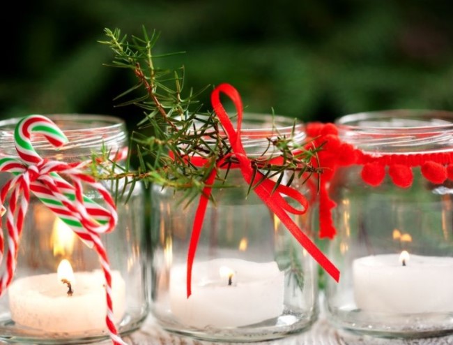 ideias de decoração com velas de natal para mesa