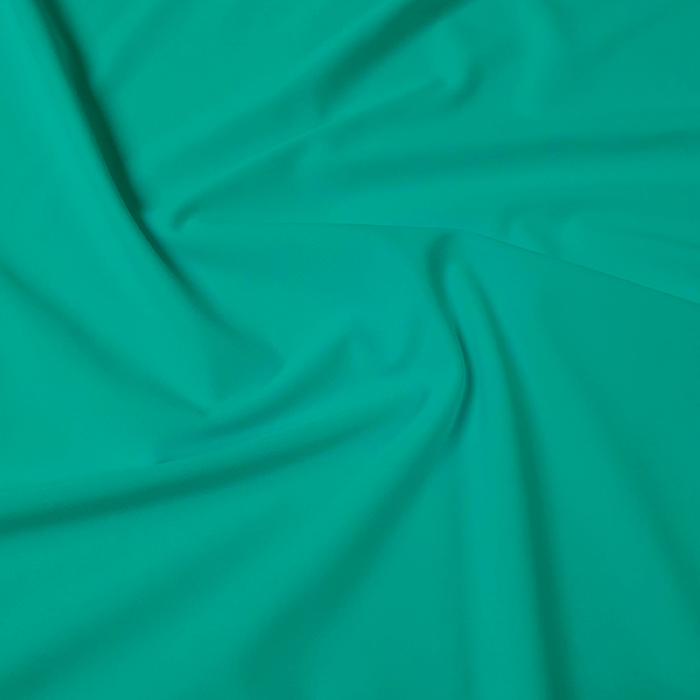 verde esmeralda (em contraste ou combinação)