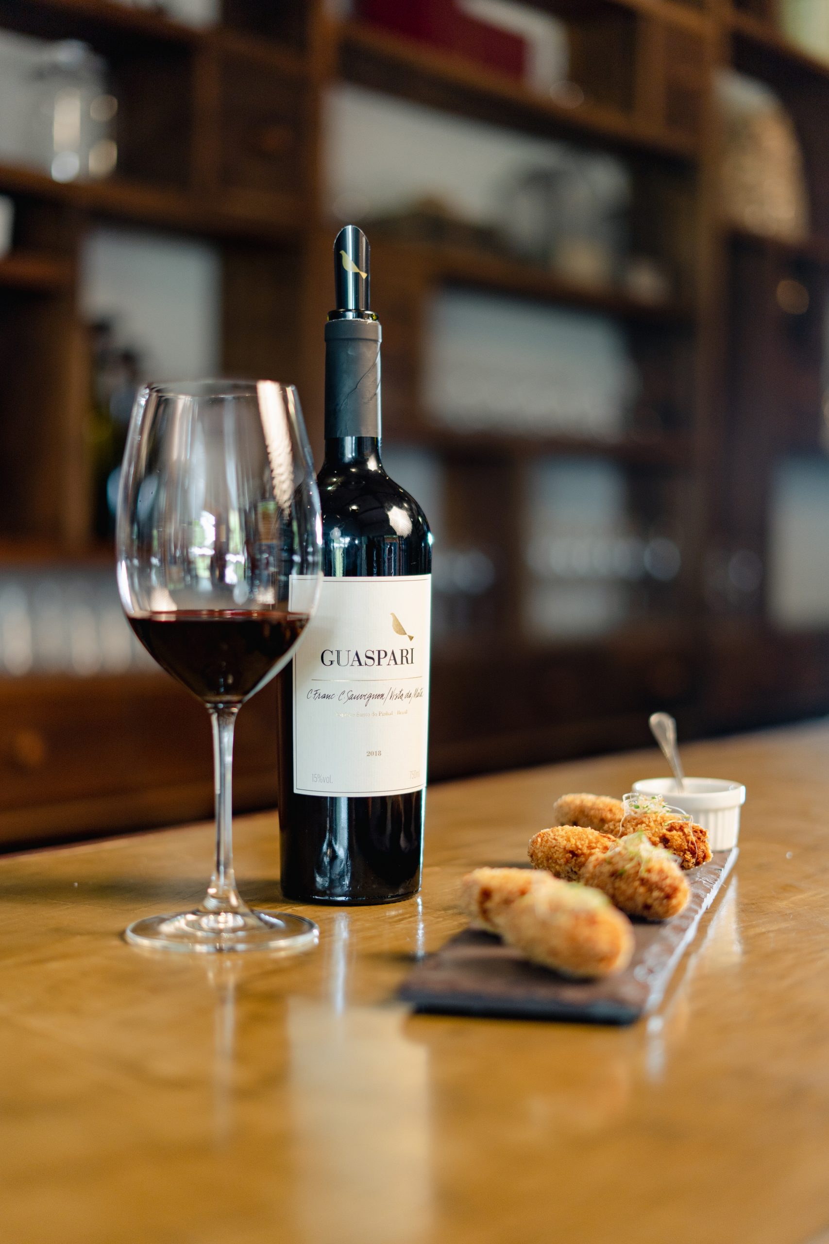 cor vinho vs bordô qual escolher