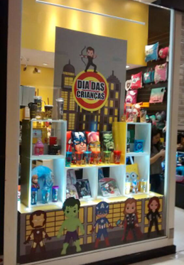 ideias de vitrine de loja criativa