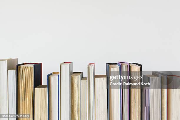 aesthetic book wallpaper