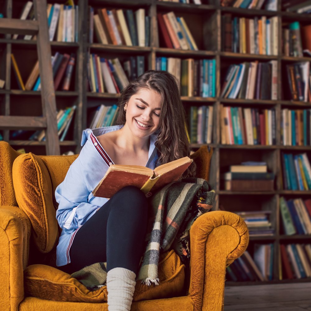 biblioteca moderna em casa