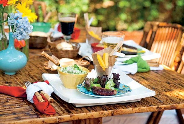 decoração mesa de churrasco