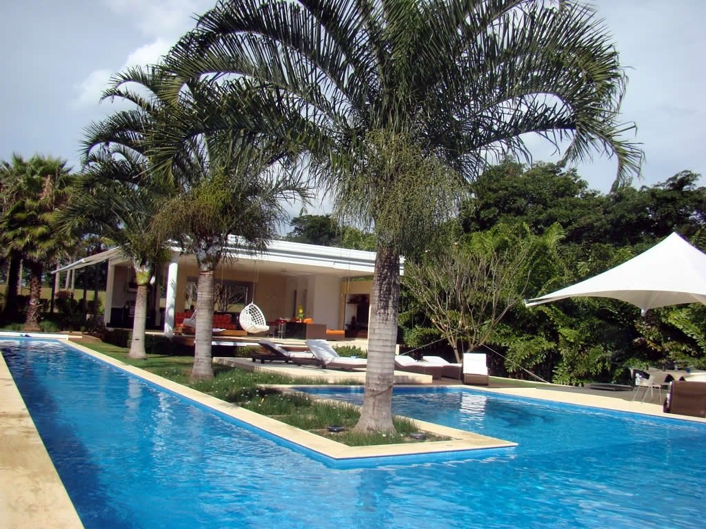 Jardim para piscina