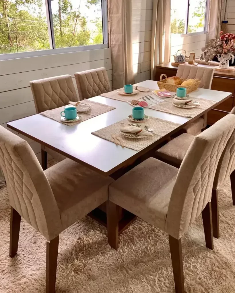 decoração com cadeiras avulsas