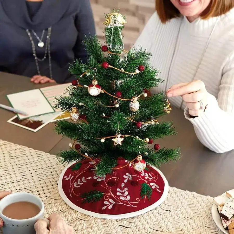 árvore de natal colorida