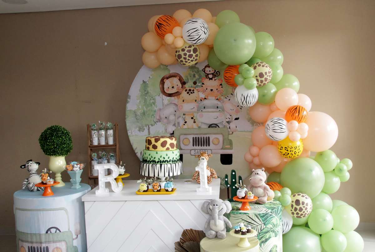 tema selva 1 ano decoração