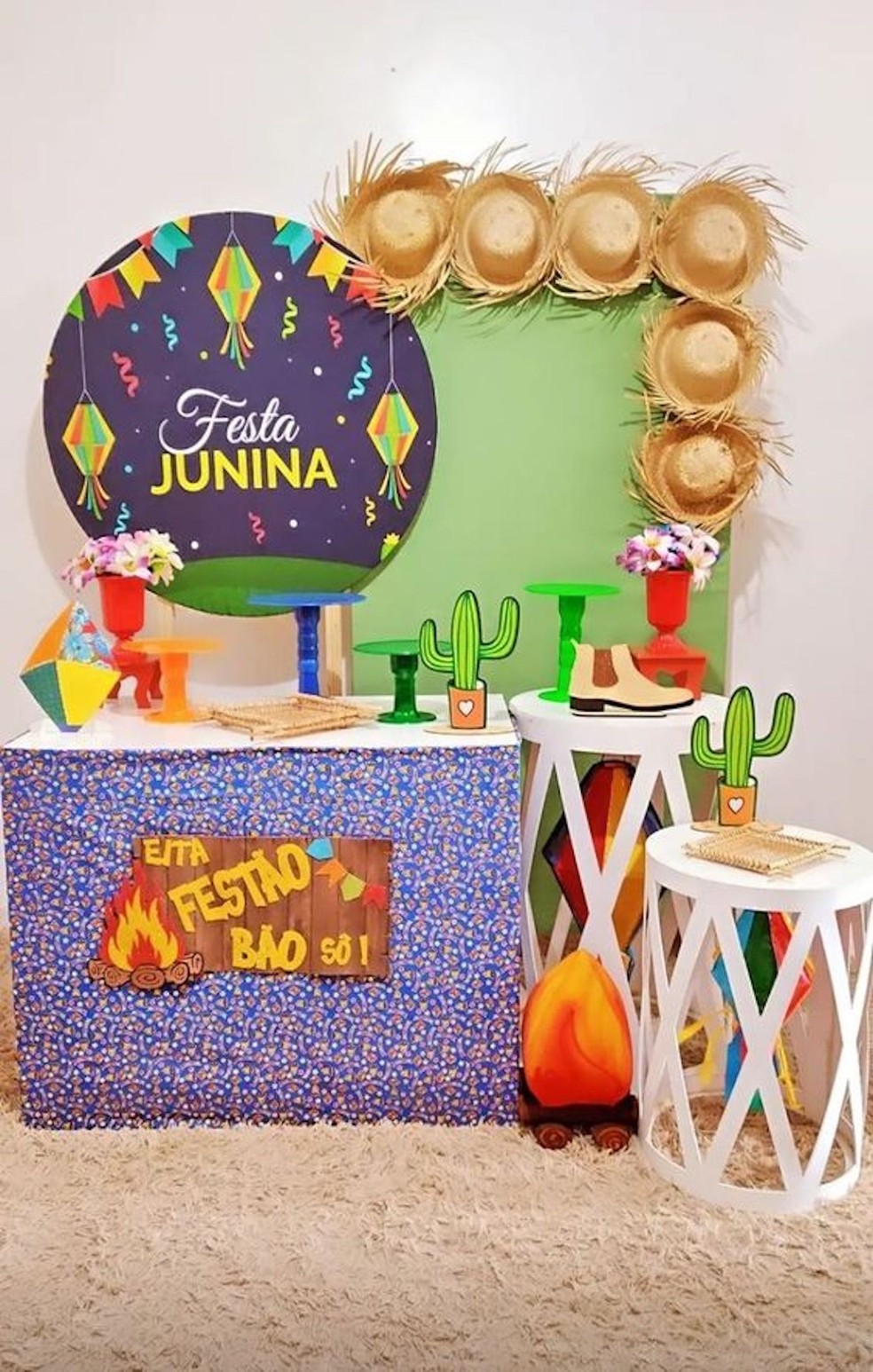 mesa principal festa junina