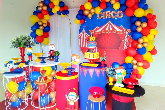 balões tema circo
