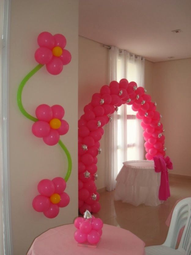 decoração com balões para chá de bebê