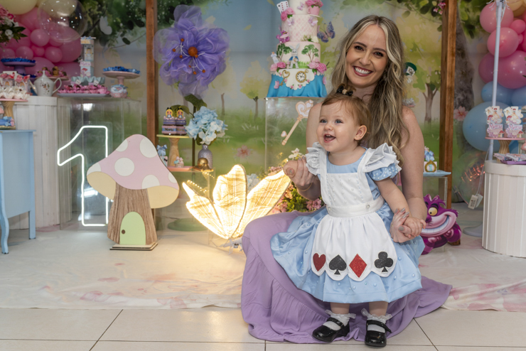 bolo alice no pais das maravilhas