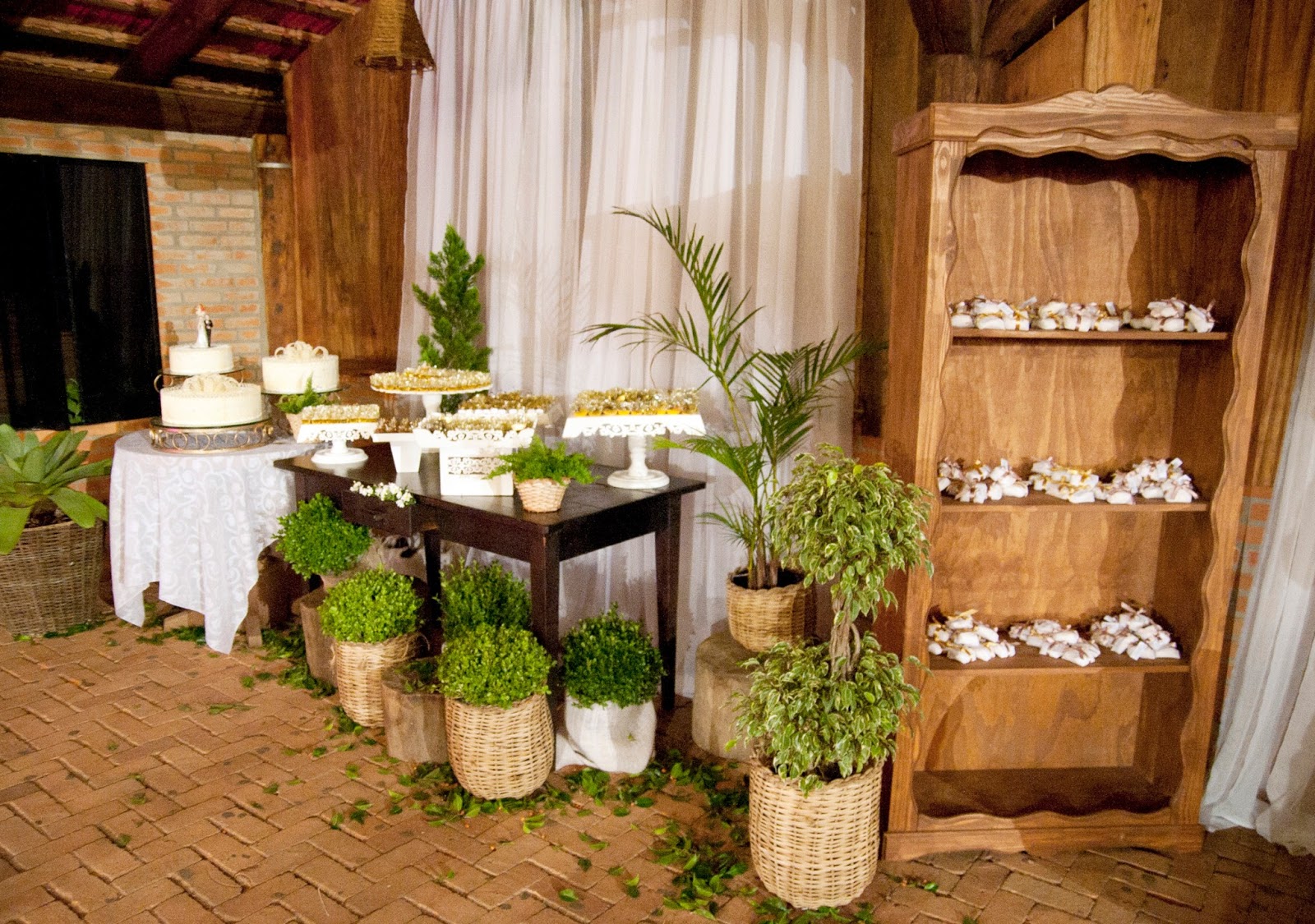 kits de decoração para aniversário de casal