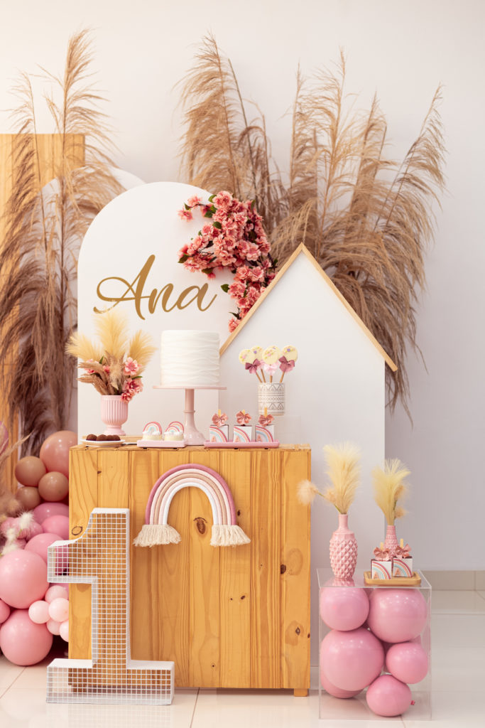 decoração de aniversário arco-íris