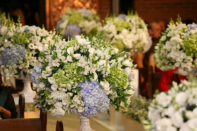 como usar hortênsias em casamento
