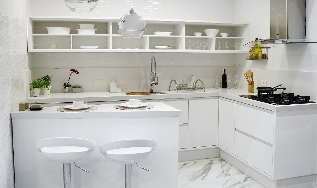 cozinha grande minimalista