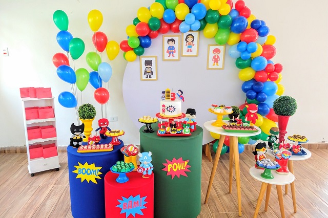 elementos decorativos Vingadores