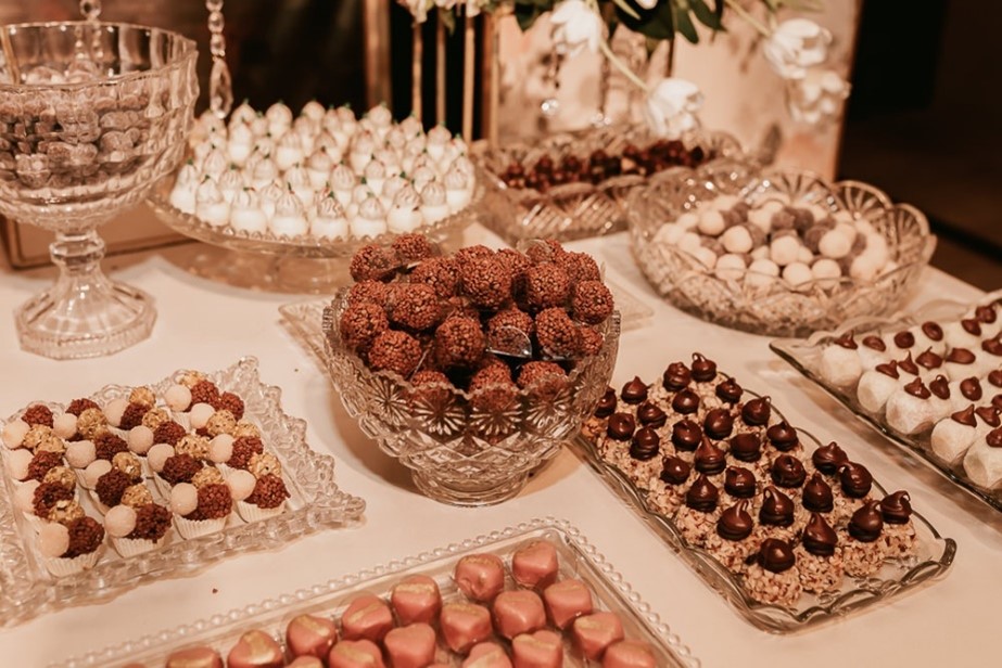 mesa de doces casamento rustico