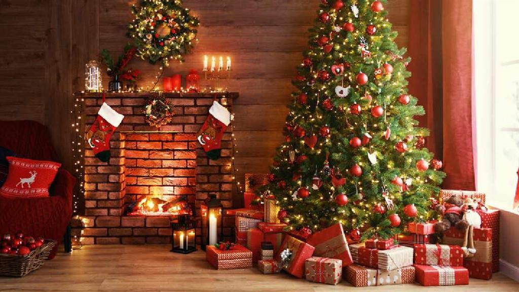 guirlanda de natal com rolhas