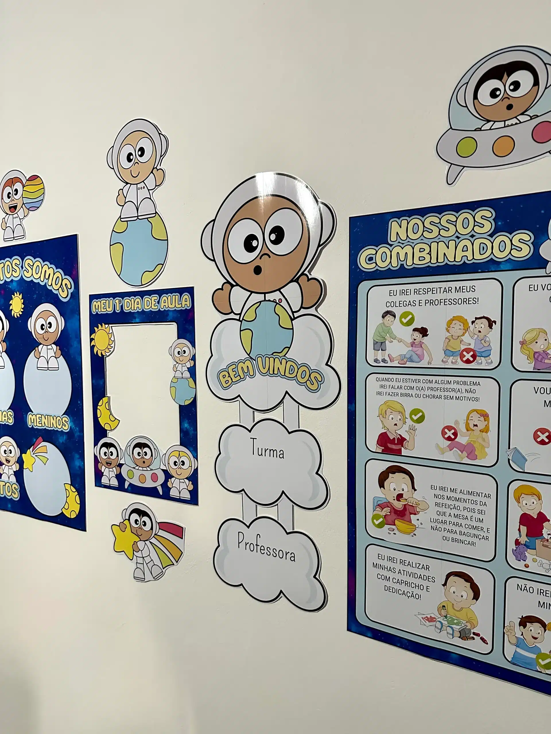painel boas vindas astronauta