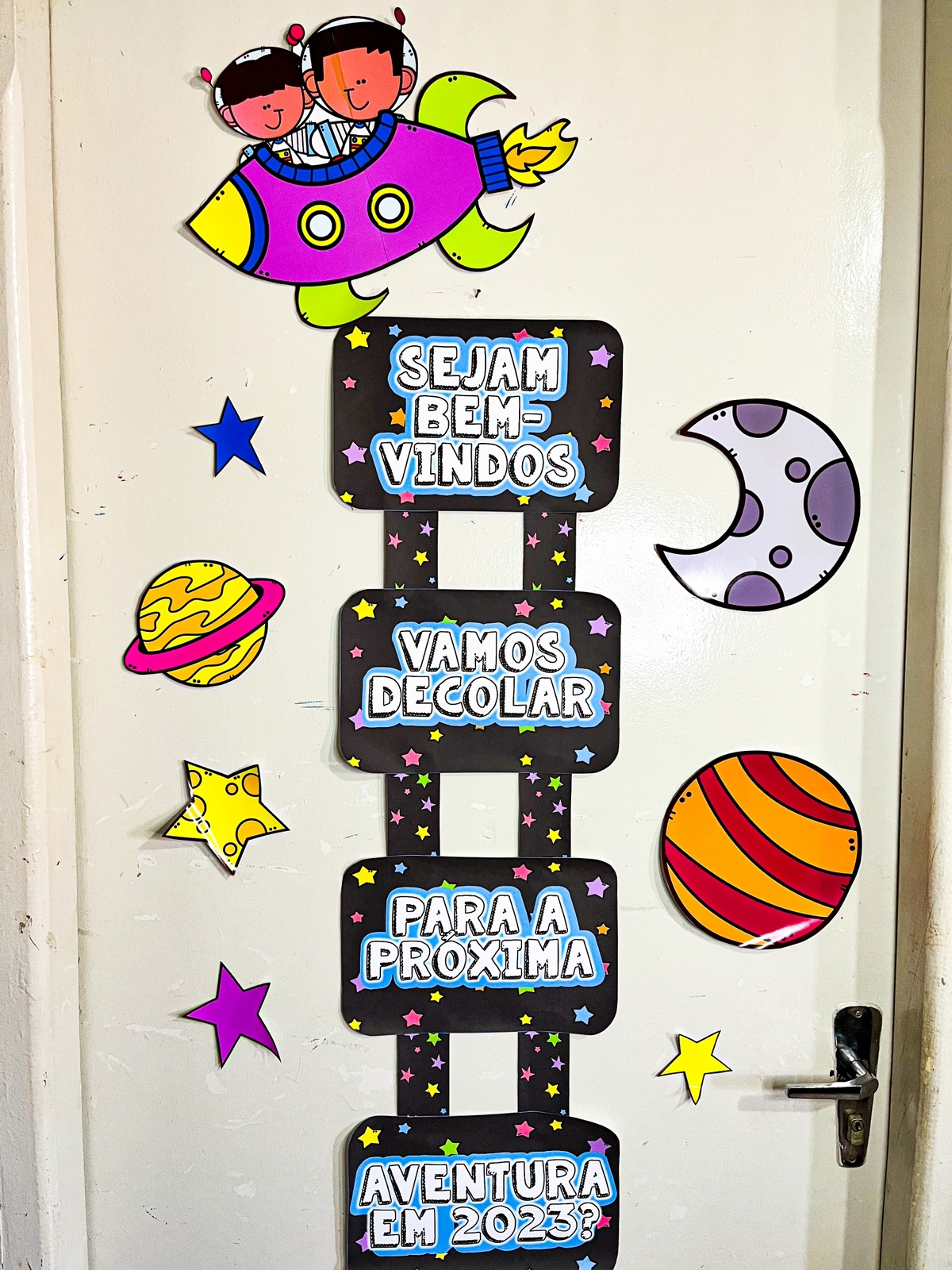 calendário sala de aula sistema solar